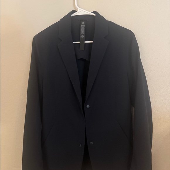 lululemon athletica Men's Navy Blazer - Picture 2 of 2
